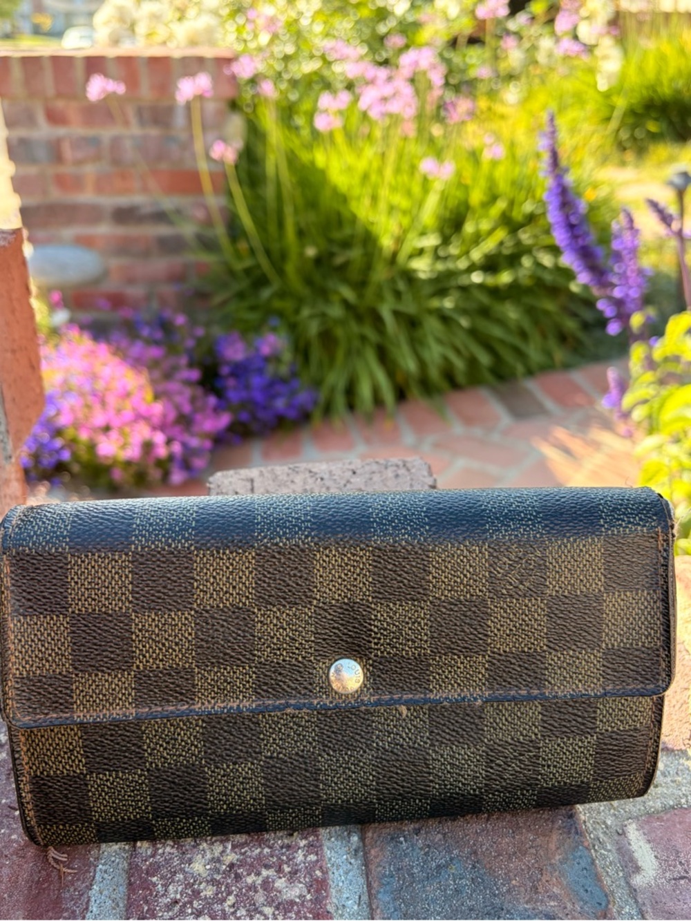 Louis Vuitton Damier Long Wallet Authentic 2007 DateCode Inside Damaged